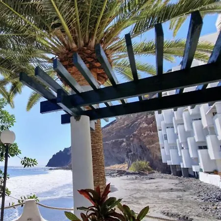 Ocean Front Playa Chica Apartment Santa Cruz de Tenerife